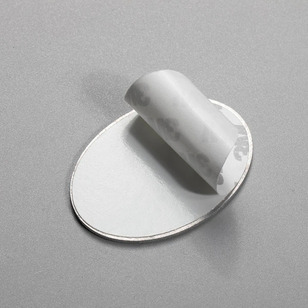 Logo kim loại nhãn dán