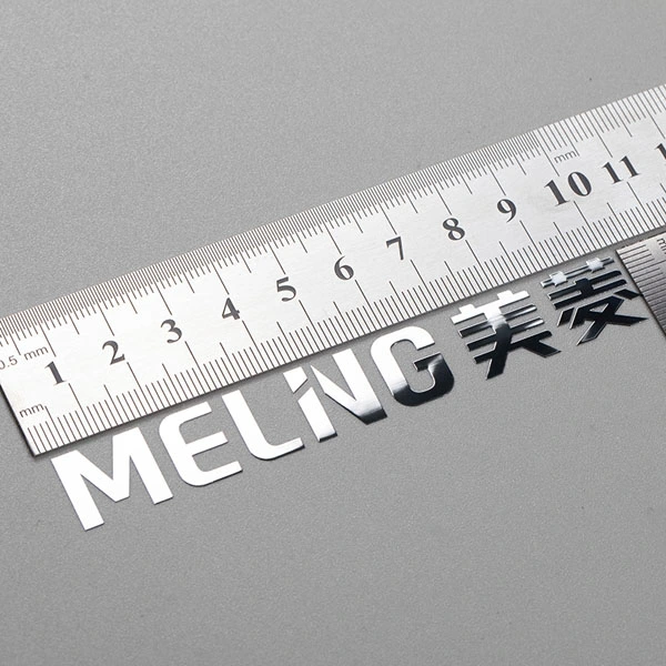 Nhãn dán kim loại có thể tùy chỉnh Logo chịu nhiệt Niken sáng bóng