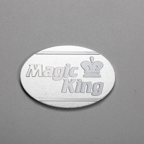 Logo kim loại nhãn dán