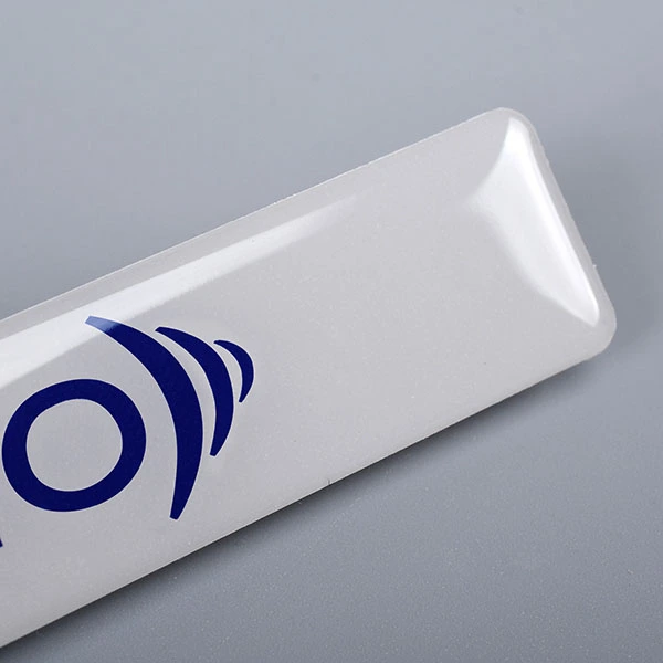 Logo nhãn mái vòm 3d Epoxy Round In nổi Nhãn dán nhựa Epoxy pha lê