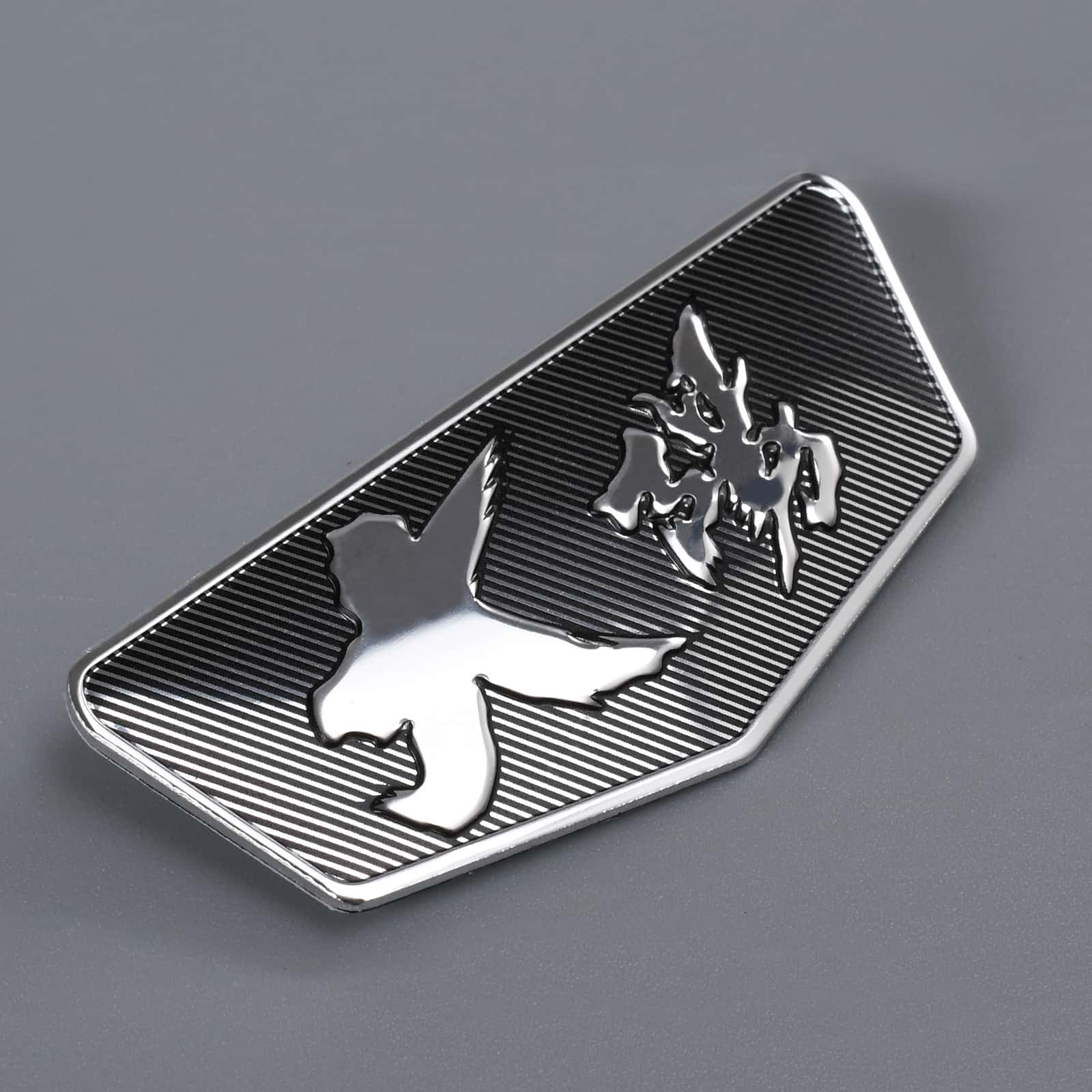Logo thương hiệu Logo nhôm nổi bật