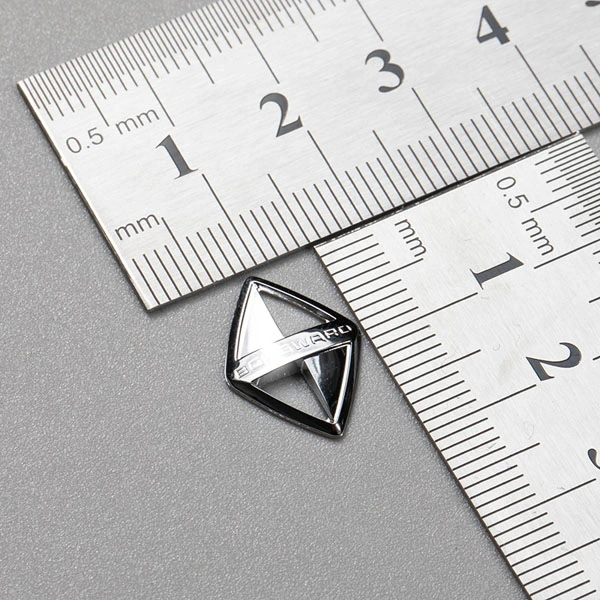 Decal niken nổi 3D kích thước nhỏ cho chìa khóa xe