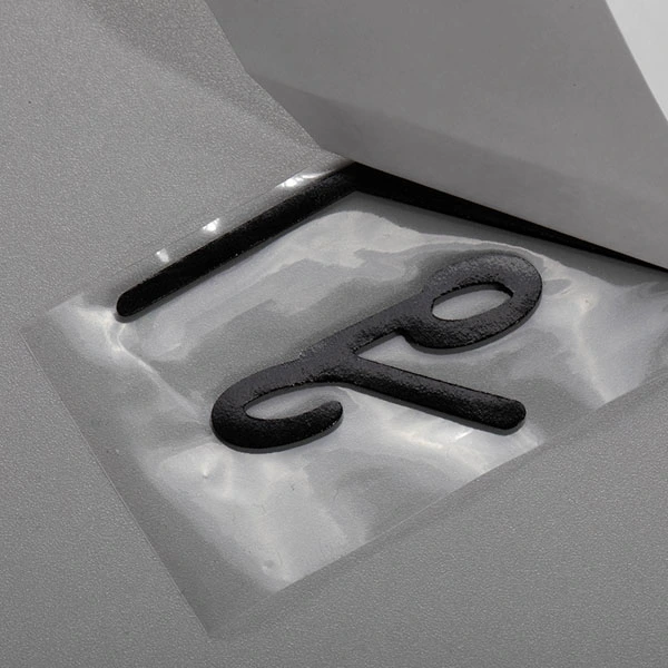 Nhãn vá logo dập nổi tần số cao tùy chỉnh và nhãn truyền nhiệt mềm hiệu ứng nâng cao 3d